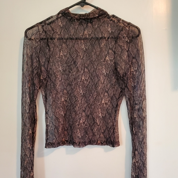 Wild Fable Sheer Snakeskin Color Longsleeve Top Size S - Picture 2 of 7